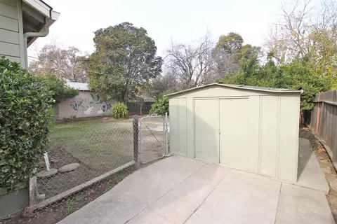 426 Pine St, Modesto, CA 95351 photo 29