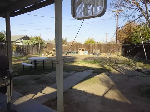 115 E Firebaugh Ave, Exeter, CA 93221 photo 10