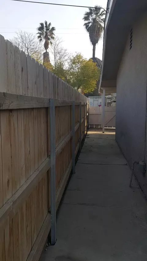306 N E St, Tulare, CA 93274 photo 21