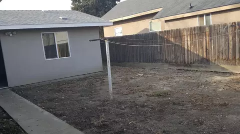 306 N E St, Tulare, CA 93274 photo 22