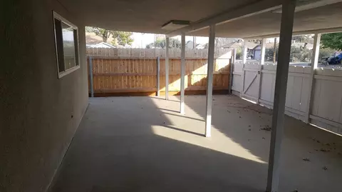 306 N E St, Tulare, CA 93274 photo 24