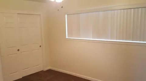 306 N E St, Tulare, CA 93274 photo 14