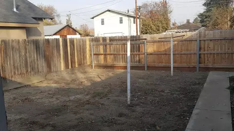 306 N E St, Tulare, CA 93274 photo 20