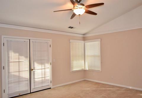 1592 Mckelvy Ave, Clovis, CA 93611 photo 10