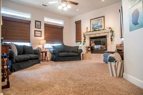 4424 E Sycamore Ct, Visalia, CA 93292 photo 12