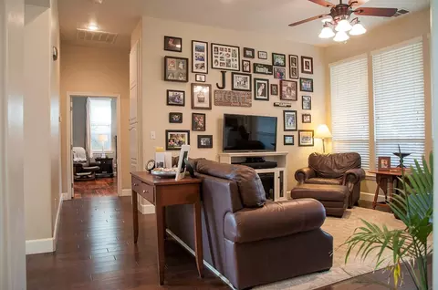 4424 E Sycamore Ct, Visalia, CA 93292 photo 7