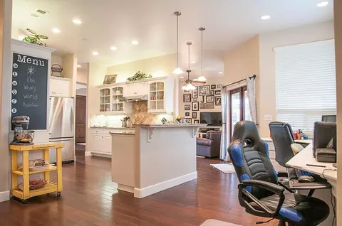 4424 E Sycamore Ct, Visalia, CA 93292 photo 16