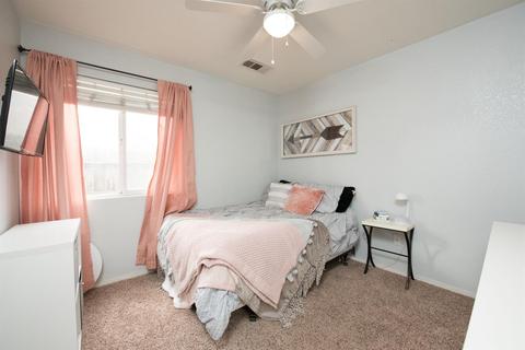 148 E Robin Ave, Visalia, CA 93291 photo 14