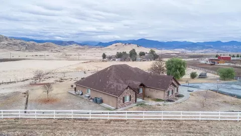 17601 Road 276, Strathmore, CA 93267 photo 2