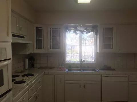 315 Evergreen Ave, Visalia, CA 93277 photo 12