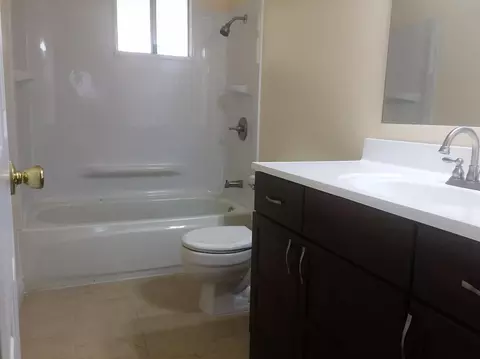 315 Evergreen Ave, Visalia, CA 93277 photo 24