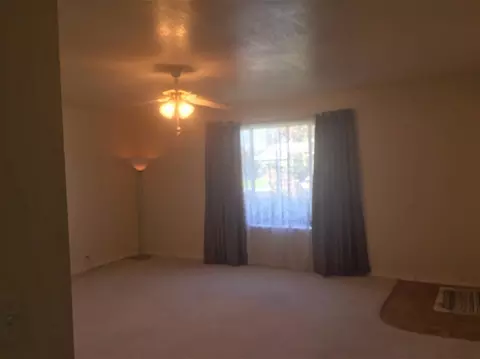 315 Evergreen Ave, Visalia, CA 93277 photo 6