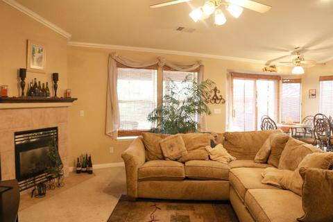 297 Mitchell Ave, Tulare, CA 93274 photo 9