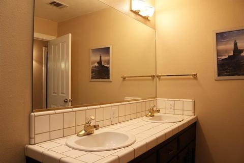 297 Mitchell Ave, Tulare, CA 93274 photo 15