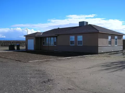 17841 Avenue 104, Terra Bella, CA 93270 photo 2