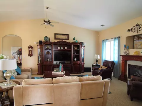 1982 N Belmont Rd, Exeter, CA 93221 photo 10