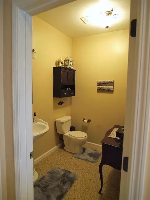 1982 N Belmont Rd, Exeter, CA 93221 photo 23