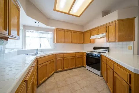 256 Riviera Dr, Lemoore, CA 93245 photo 12