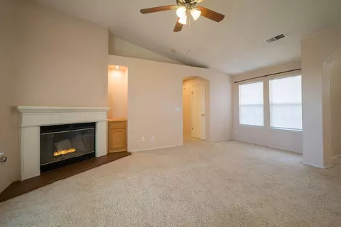 256 Riviera Dr, Lemoore, CA 93245 photo 10