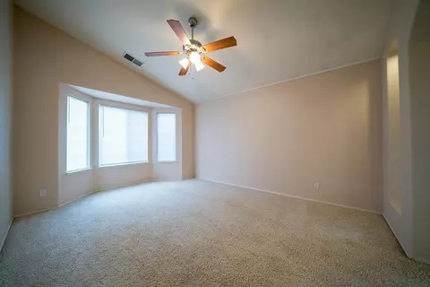 256 Riviera Dr, Lemoore, CA 93245 photo 5