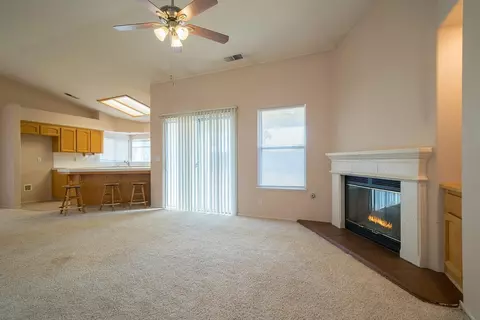 256 Riviera Dr, Lemoore, CA 93245 photo 9