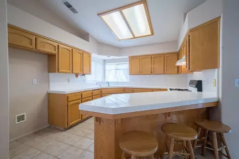 256 Riviera Dr, Lemoore, CA 93245 photo 11