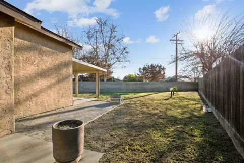 1209 E Ferguson Ave, Visalia, CA 93292 photo 30