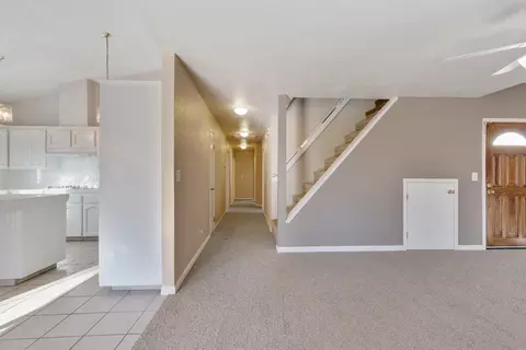 1209 E Ferguson Ave, Visalia, CA 93292 photo 4
