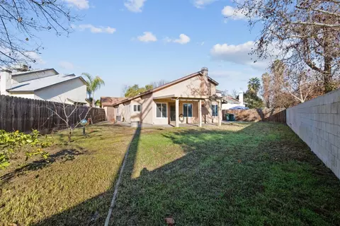1209 E Ferguson Ave, Visalia, CA 93292 photo 29