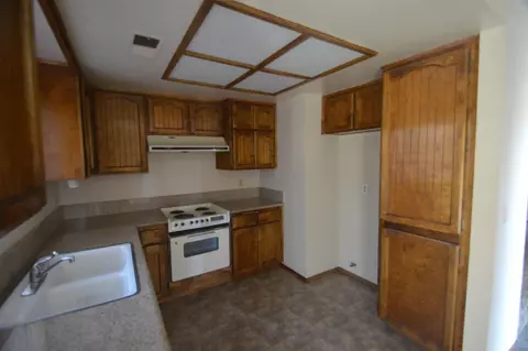 1938 E Harold Ave, Visalia, CA 93292 photo 10