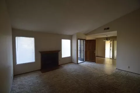 1938 E Harold Ave, Visalia, CA 93292 photo 2