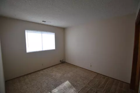 1938 E Harold Ave, Visalia, CA 93292 photo 7