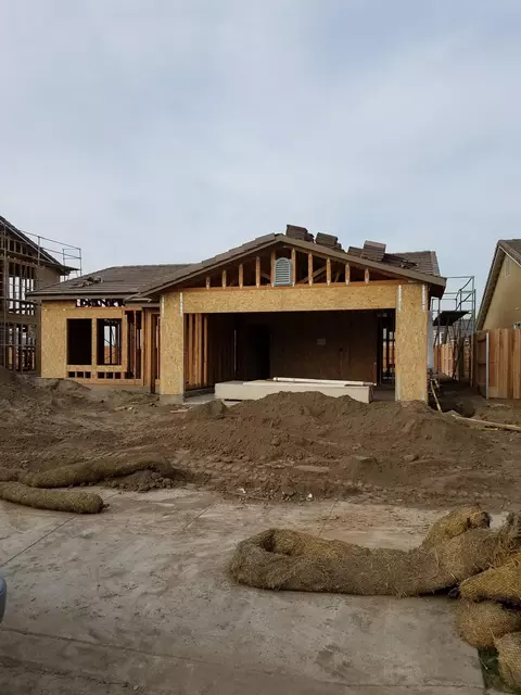 2290 Eldridge Ave, Tulare, CA 93274 photo 3