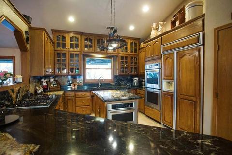 2567 E Bardsley Ave, Tulare, CA 93274 photo 5