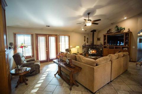 2567 E Bardsley Ave, Tulare, CA 93274 photo 21