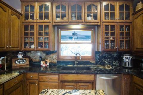2567 E Bardsley Ave, Tulare, CA 93274 photo 25