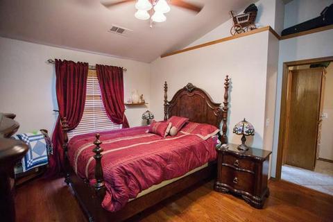 2567 E Bardsley Ave, Tulare, CA 93274 photo 44