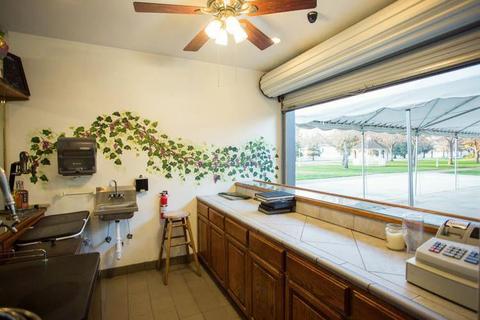 2567 E Bardsley Ave, Tulare, CA 93274 photo 66