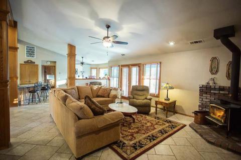 2567 E Bardsley Ave, Tulare, CA 93274 photo 18