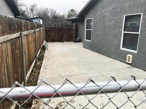 814 Heath Ct, Lemoore, CA 93245 photo 35