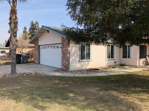 822 E Cambridge Ave, Visalia, CA 93292 photo 2