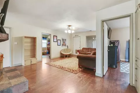 1021 E Noble Ave, Visalia, CA 93292 photo 8
