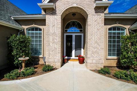 297 W Trenton Ave, Clovis, CA 93619 photo 2