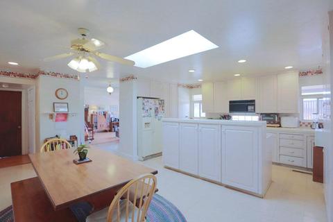 3200 E Douglas Ave, Visalia, CA 93292 photo 5