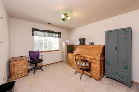 417 E Wilson Ave, Tulare, CA 93274 photo 17