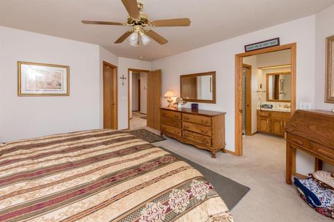 417 E Wilson Ave, Tulare, CA 93274 photo 12