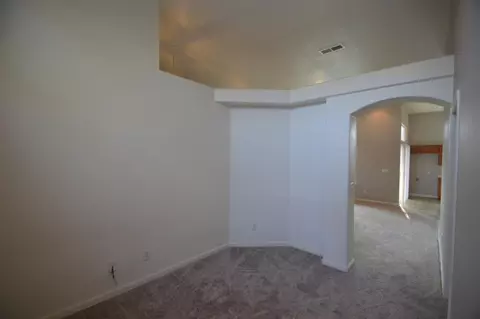 3933 E Four Creeks Ct, Visalia, CA 93292 photo 16