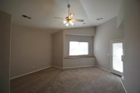 3933 E Four Creeks Ct, Visalia, CA 93292 photo 11