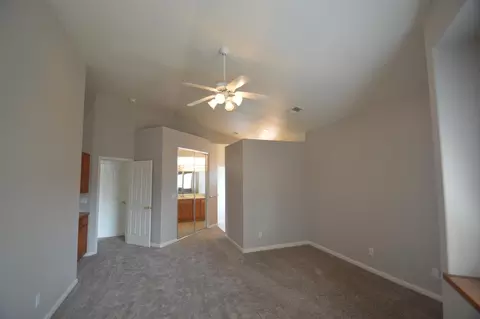 3933 E Four Creeks Ct, Visalia, CA 93292 photo 15