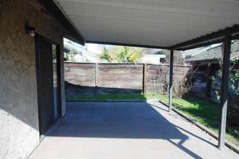 2011 E Andrea Ct, Visalia, CA 93292 photo 4